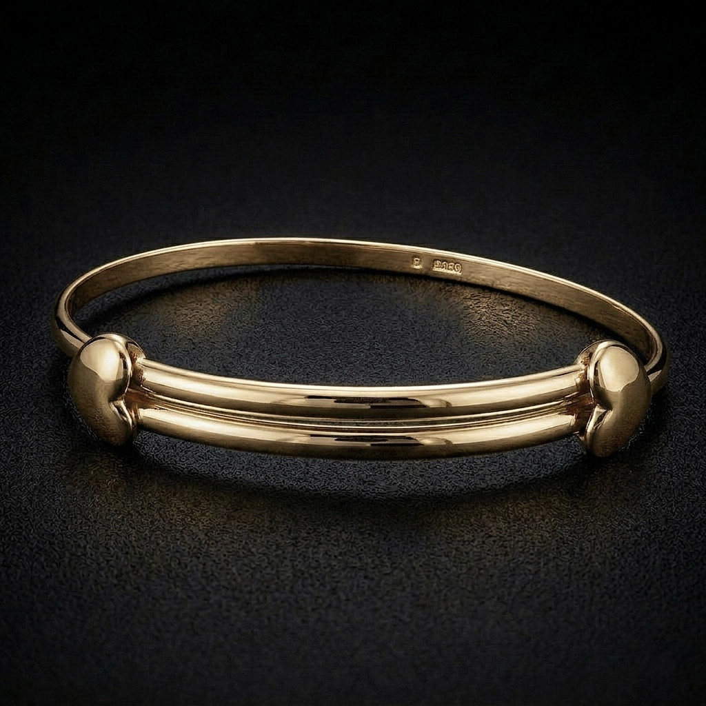 Expanding 9ct Gold Love Heart Bangle