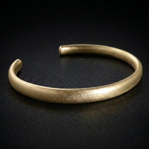 9ct Gold Slim Frosted Cuff