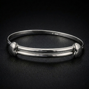 Expanding Silver Love Heart Bangle